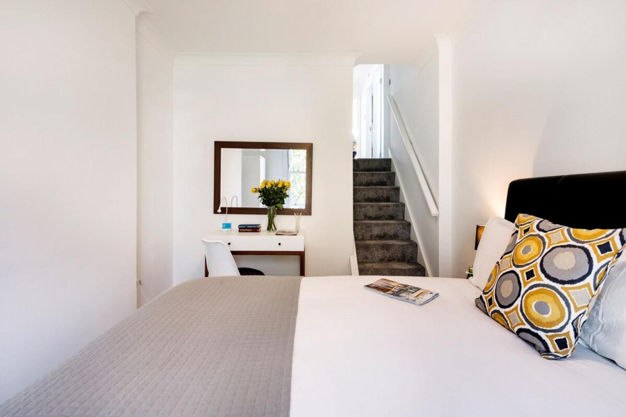 Апартаменты Bright And Modern Earls Court Gem Лондон Экстерьер фото